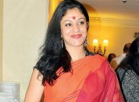Laxmi Mittal's wife Usha
